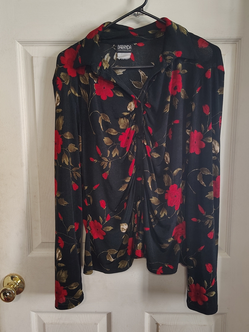 Vintage 90s Baranda Women's S/M Black Floral Satin Collared Button-Up Blouse